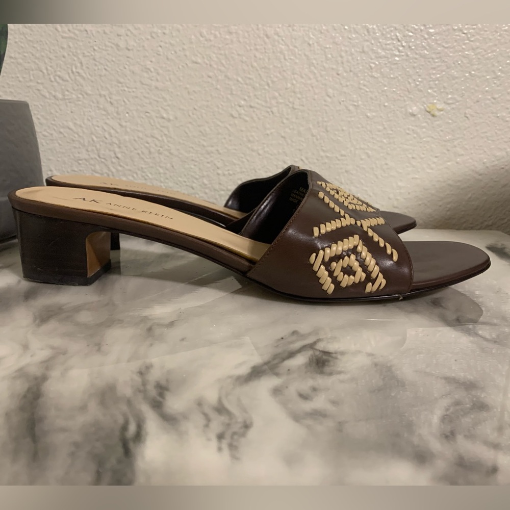 Anne Klein Women’s 10M